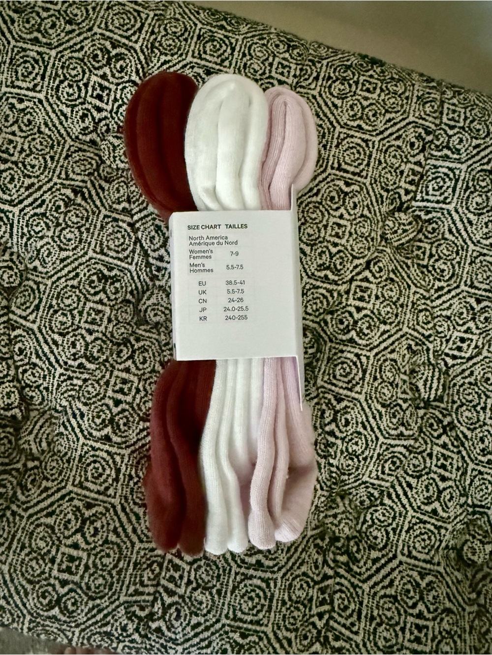 NWT Lululemon Daily Essentials Crew Socks Size M (7-9) 🍂🍁🍂 - Picture 3 of 5